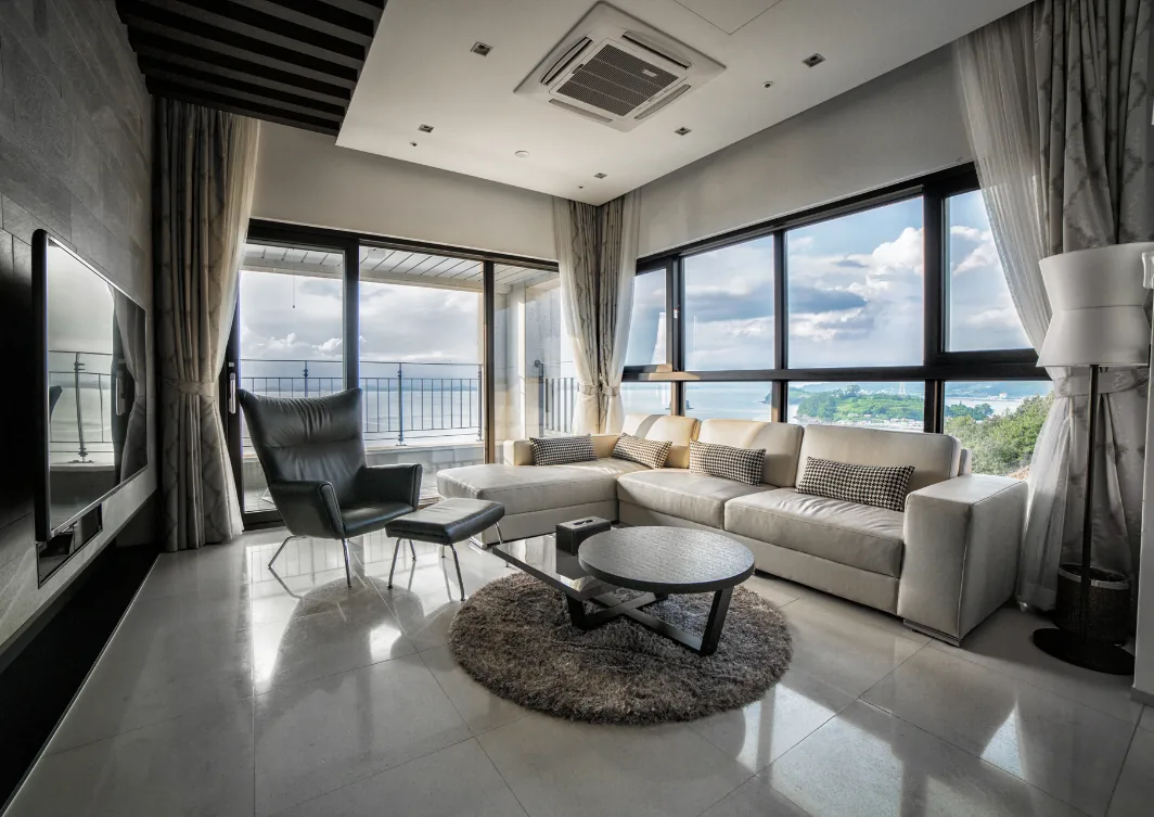 rooms img