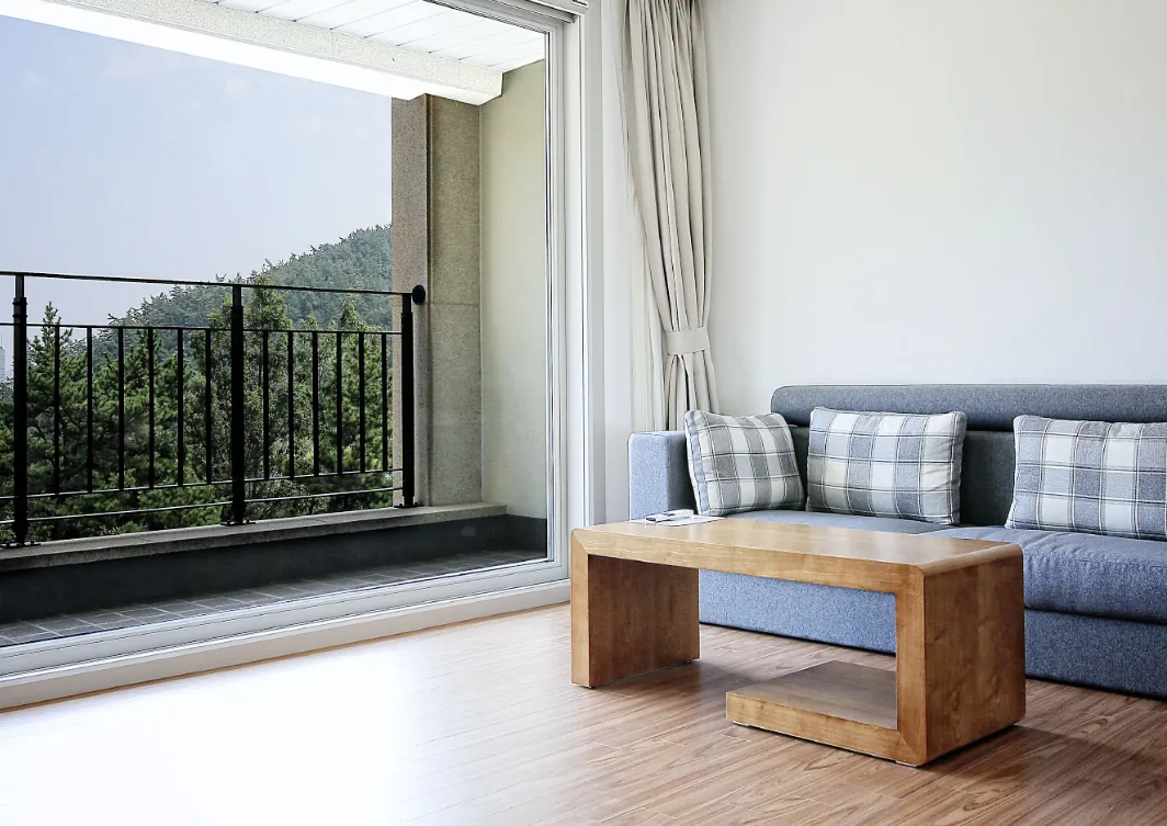 rooms img